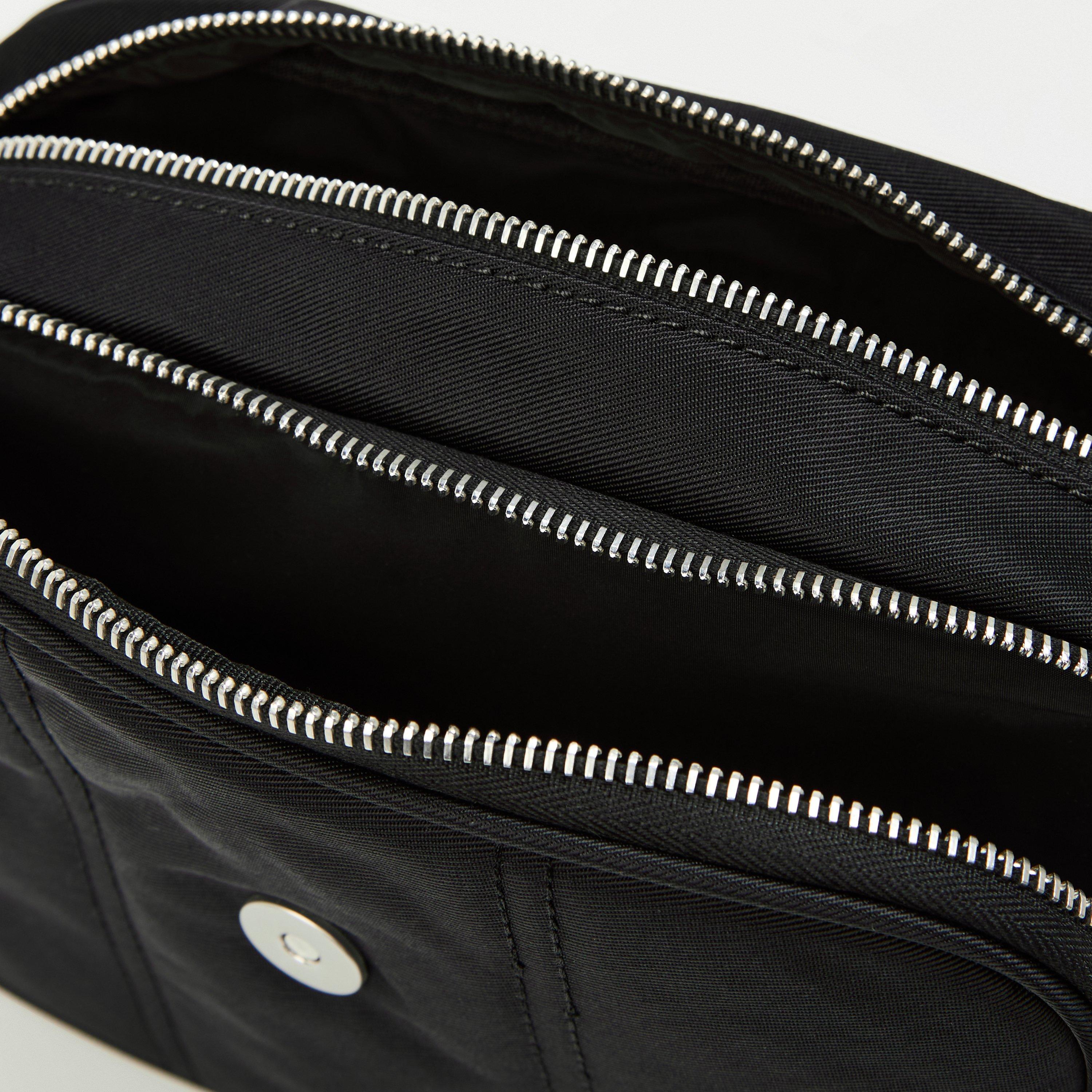 Rep Initial X Bdy Bg Sn52