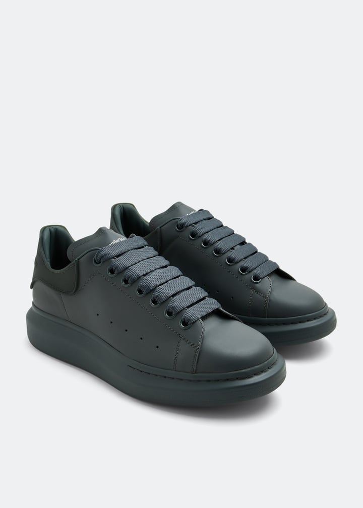 Oversized sneakers