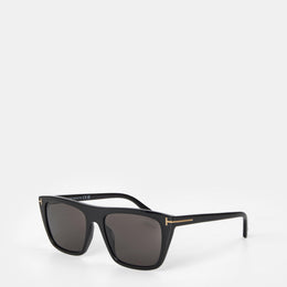 Metal Accent Wayfarer Sunglasses