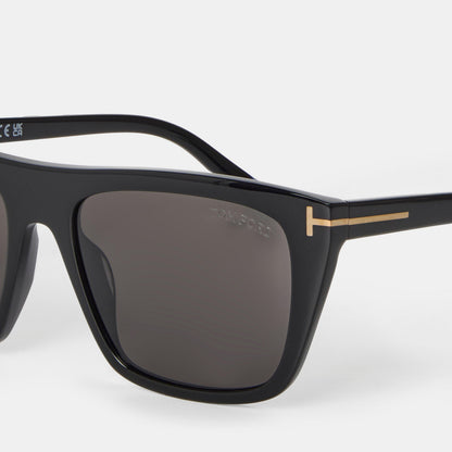 Metal Accent Wayfarer Sunglasses