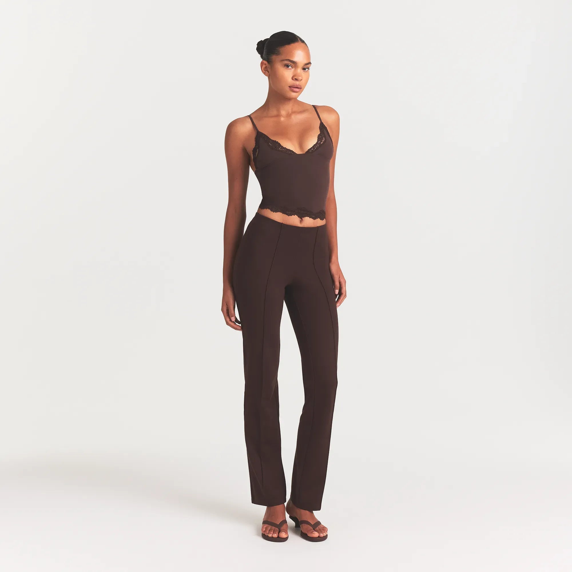 The Essential Collection High-waisted Pintuck Straight Pant