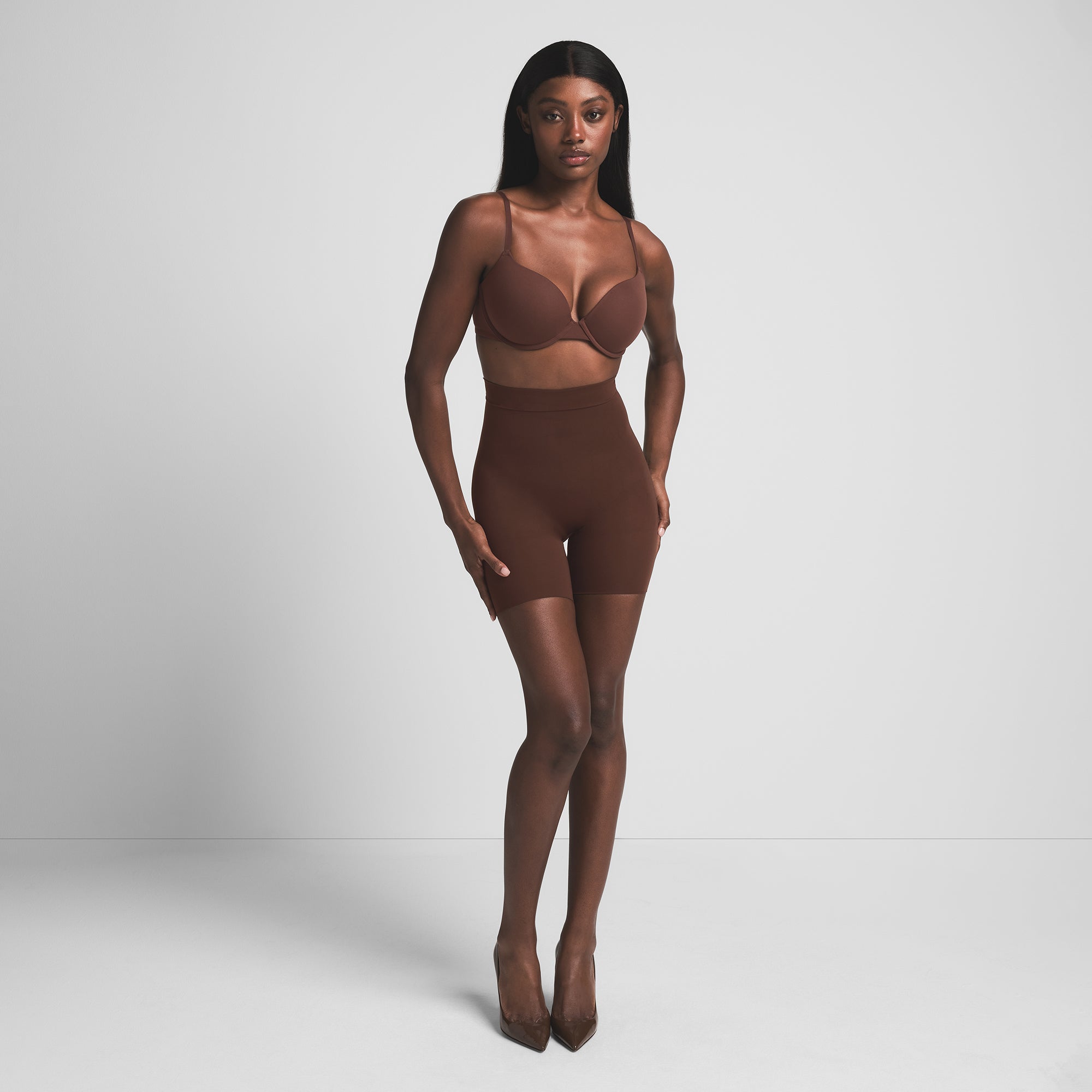 Sheer Seamless High-waisted Mid Thigh Short