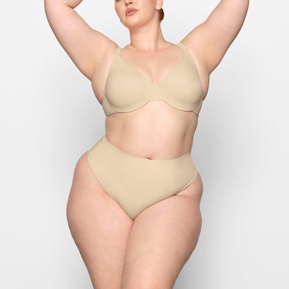 Smoothing Intimates High-waisted Thong