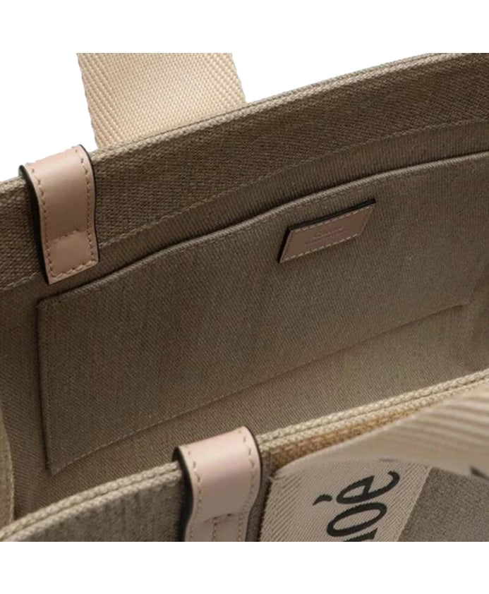 Stylish Shoulder Bag in Pink