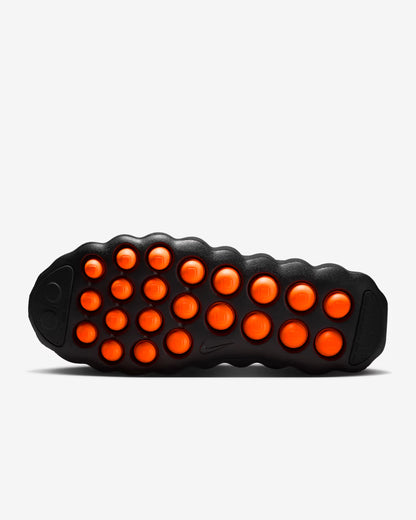 Nike Mind 002  Hyper Crimson