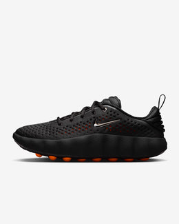 Nike Mind 002  Hyper Crimson