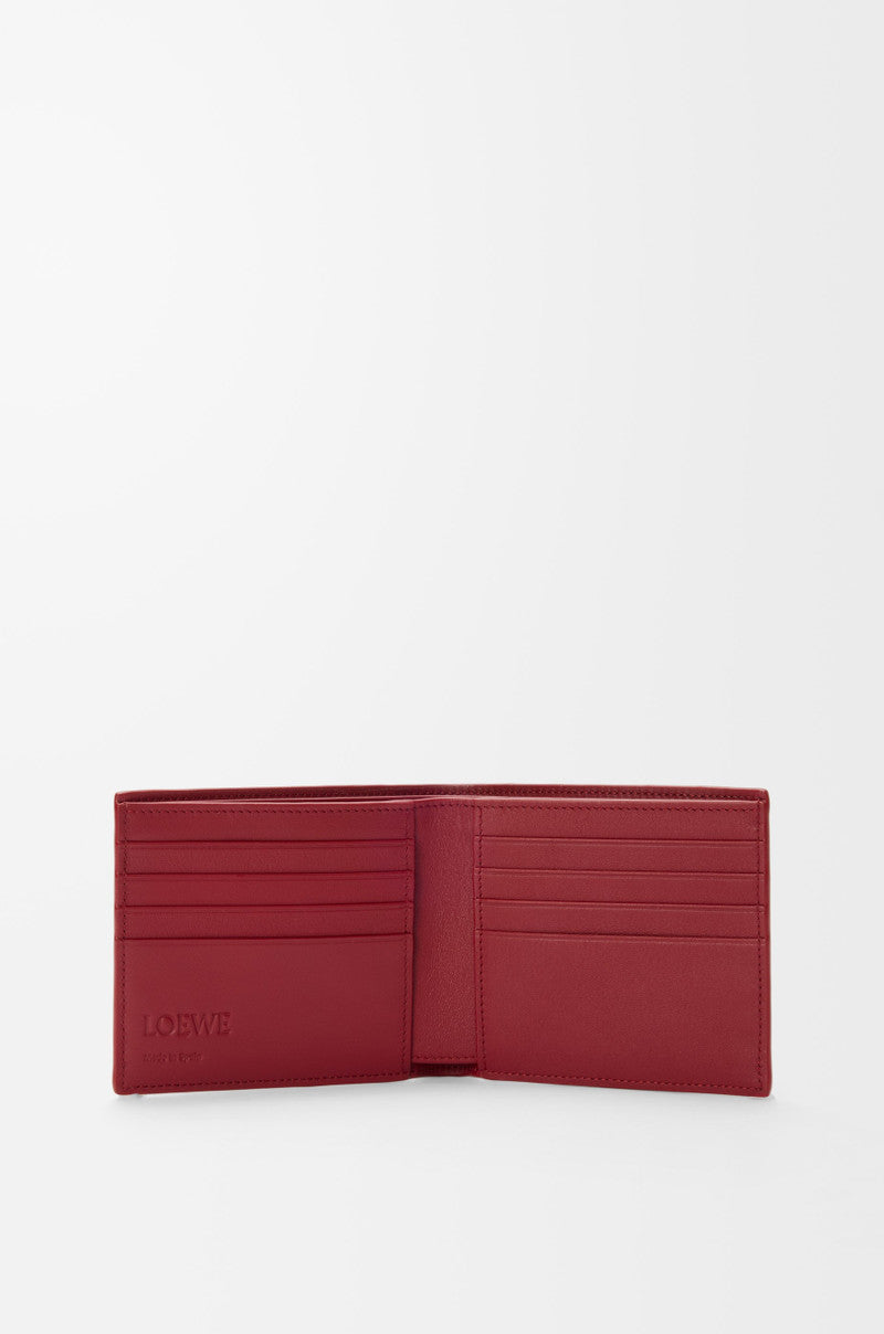 Bifold wallet in classic calfskin