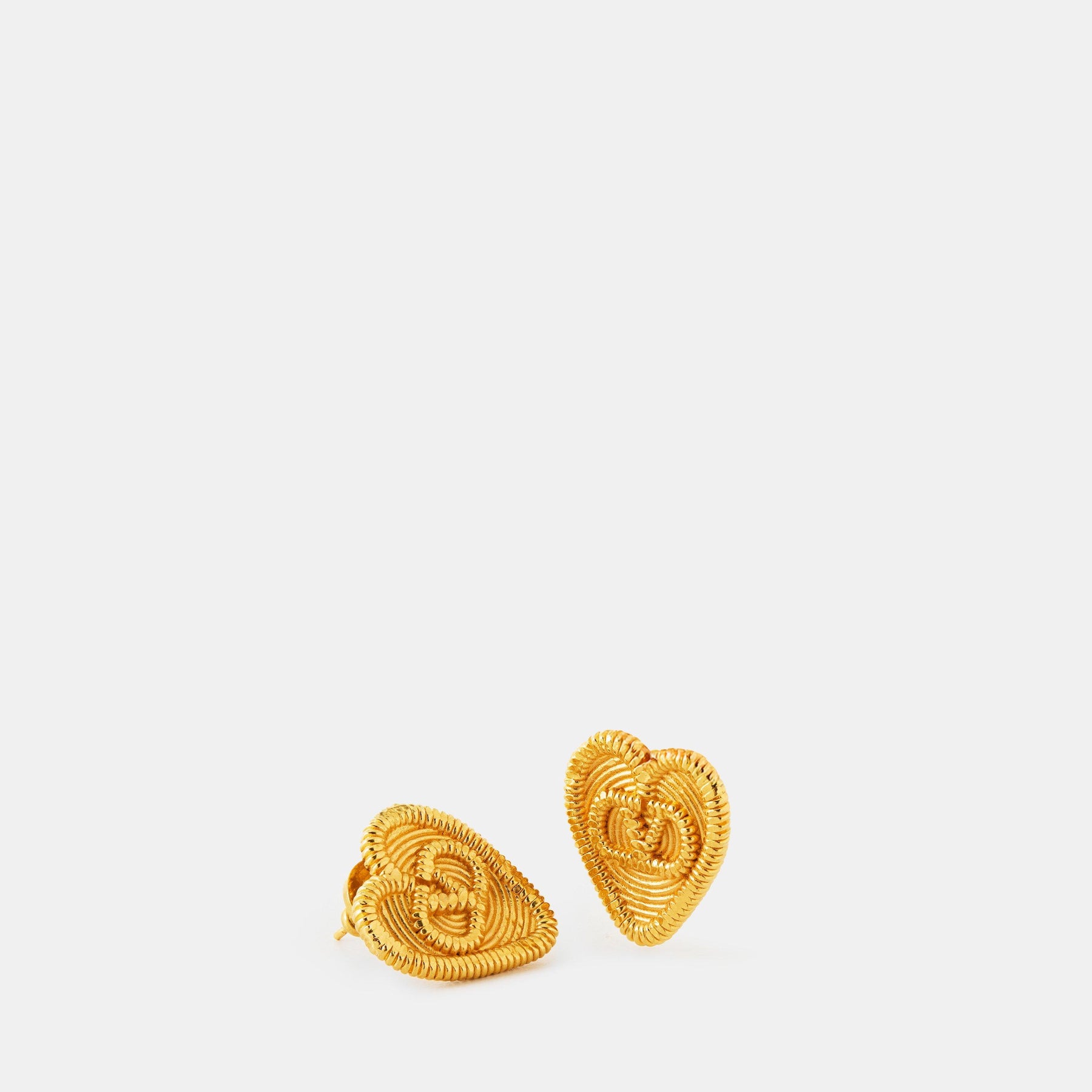 VG Heart Studs Ld52