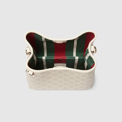 GG Emblem small bucket bag