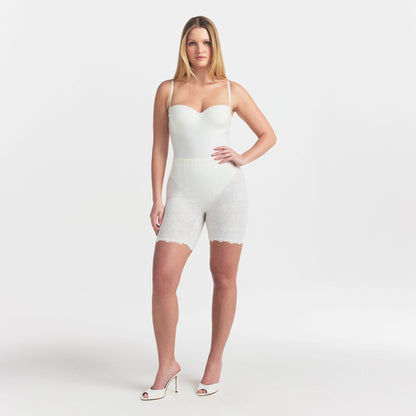 Skims Body Underwire Thong Bodysuit