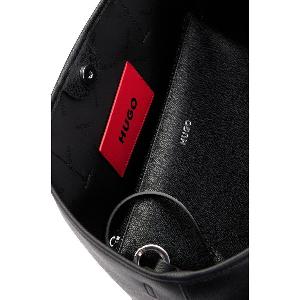 Chris Shopper R. 10246409 01