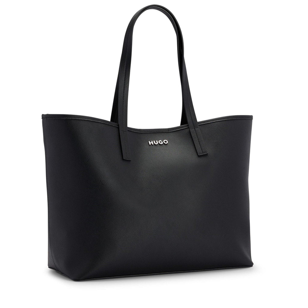 Chris Shopper R. 10246409 01