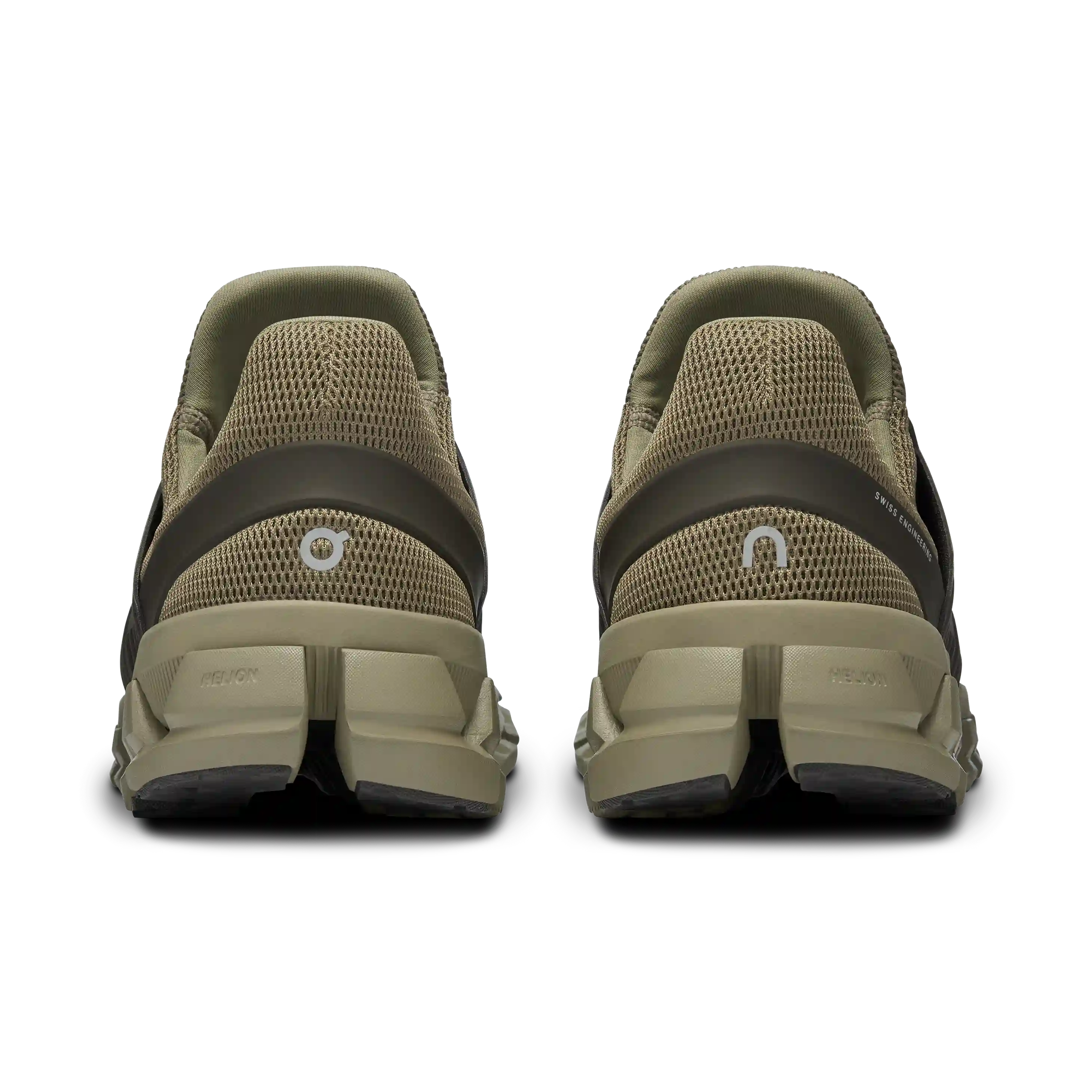 Cloudswift 3 AD Grove Thorn On Running