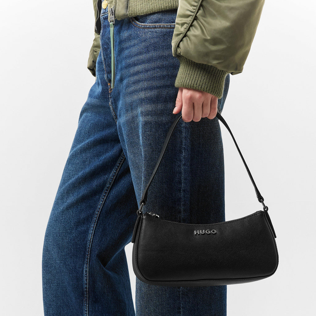 Hugo Chris Sm Hobo R.N. 10260391 01