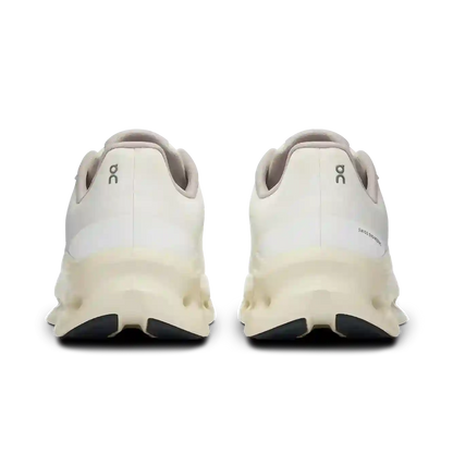 Cloud Tilt Sand Cream On Running