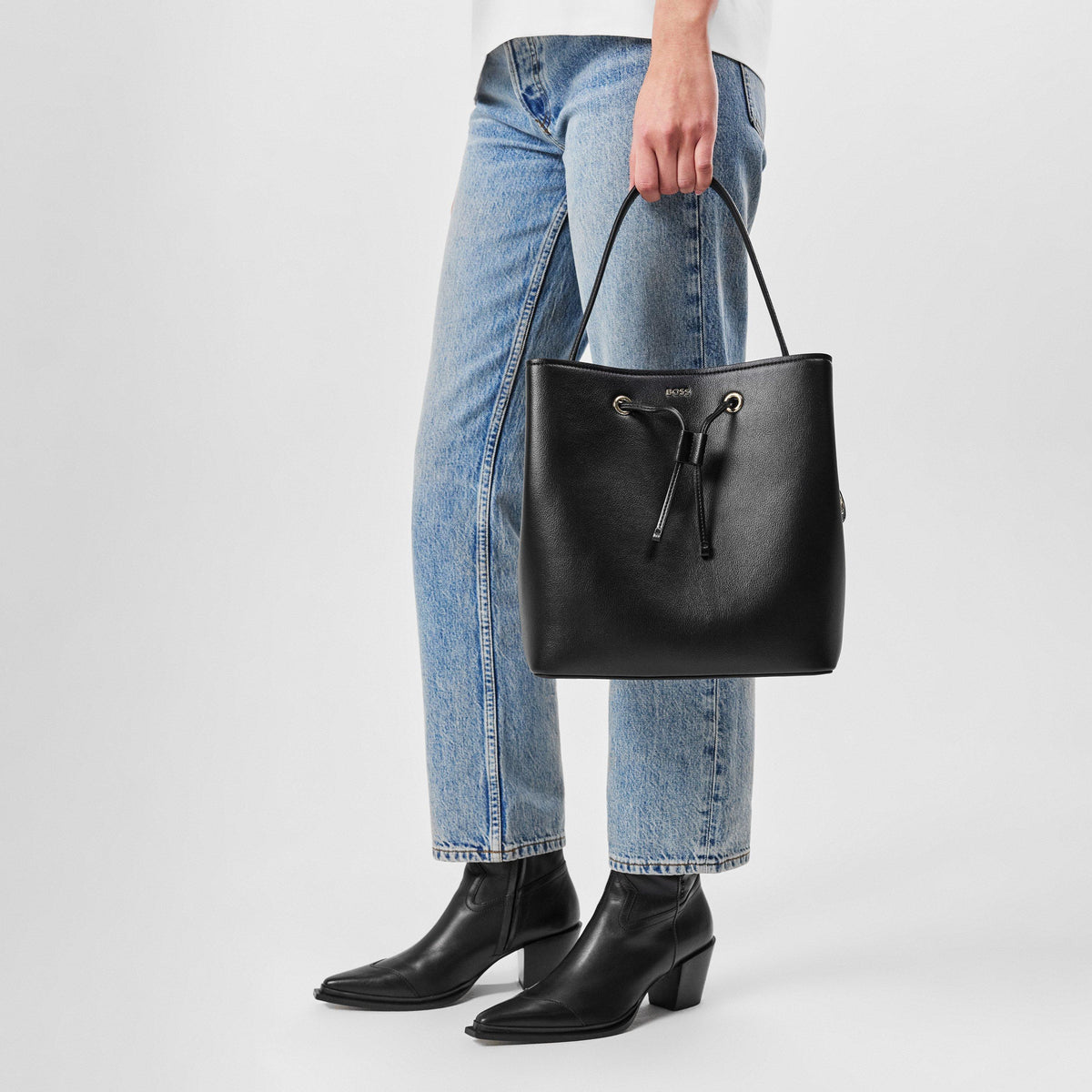 Boss Liriel Bucket 10254443 01