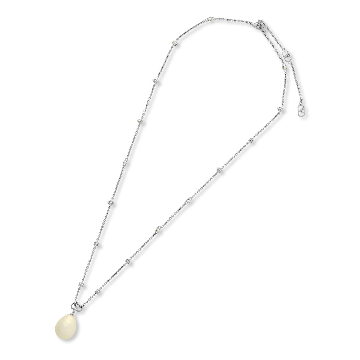 V Logo Signature Necklace