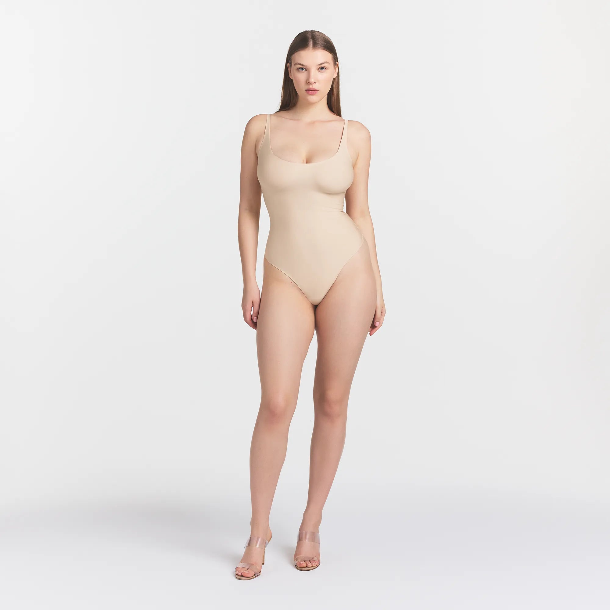 Skims Body Scoop Low Back Thong Bodysuit