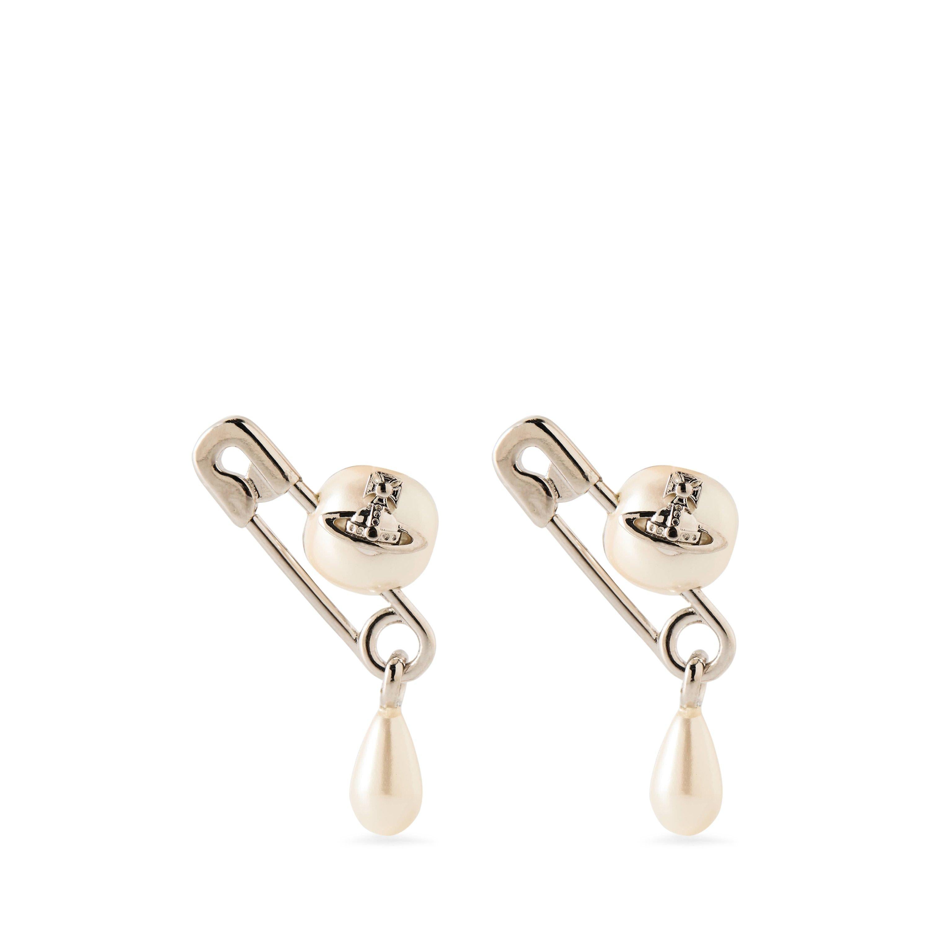 Claude Small Stud Earrings