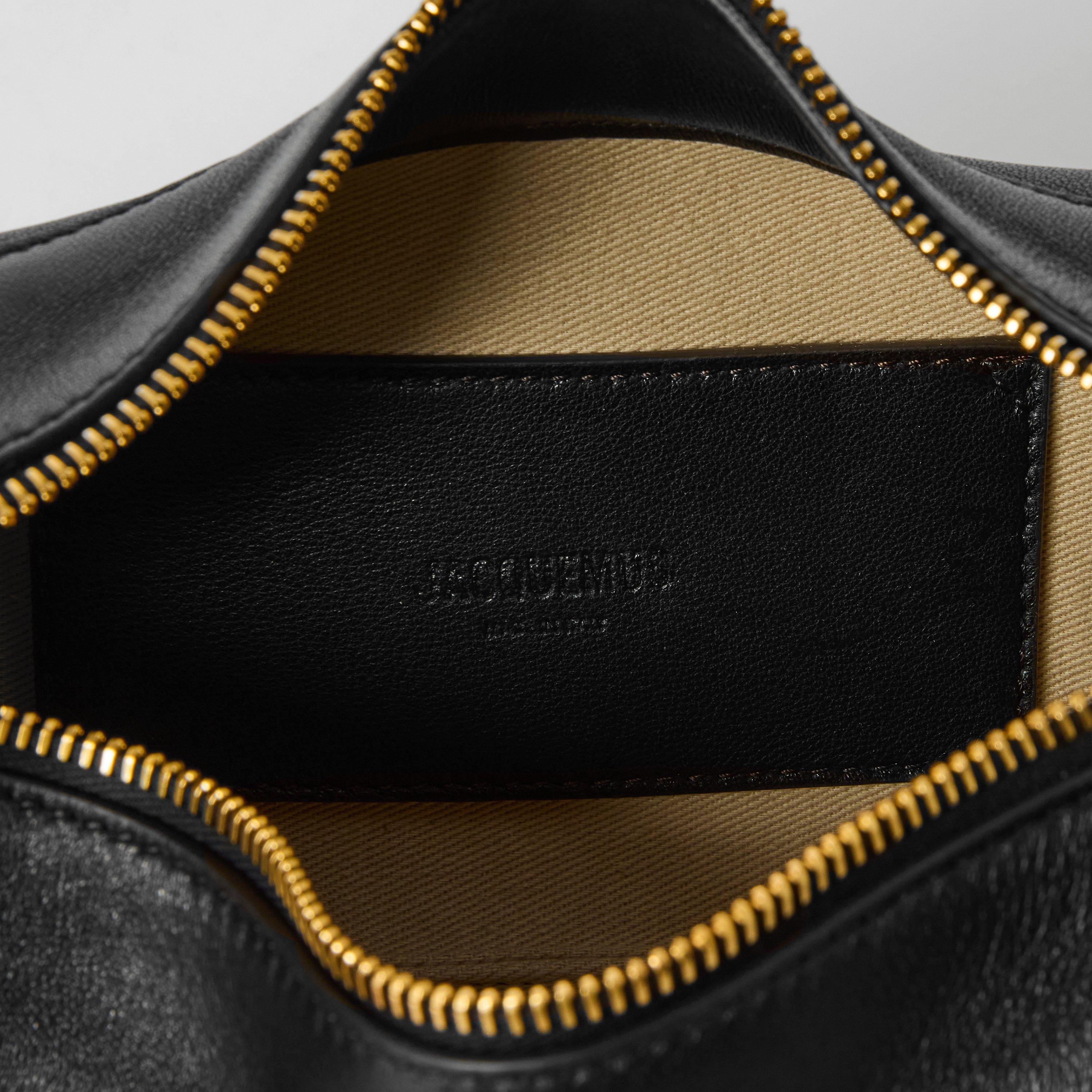 The Large Bisou Perle