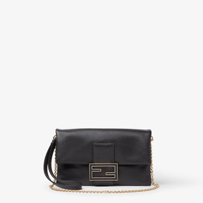 Black nappa leather pochette