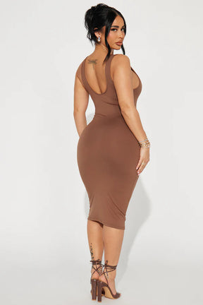 Double Scoop Midi Dress - Chestnut