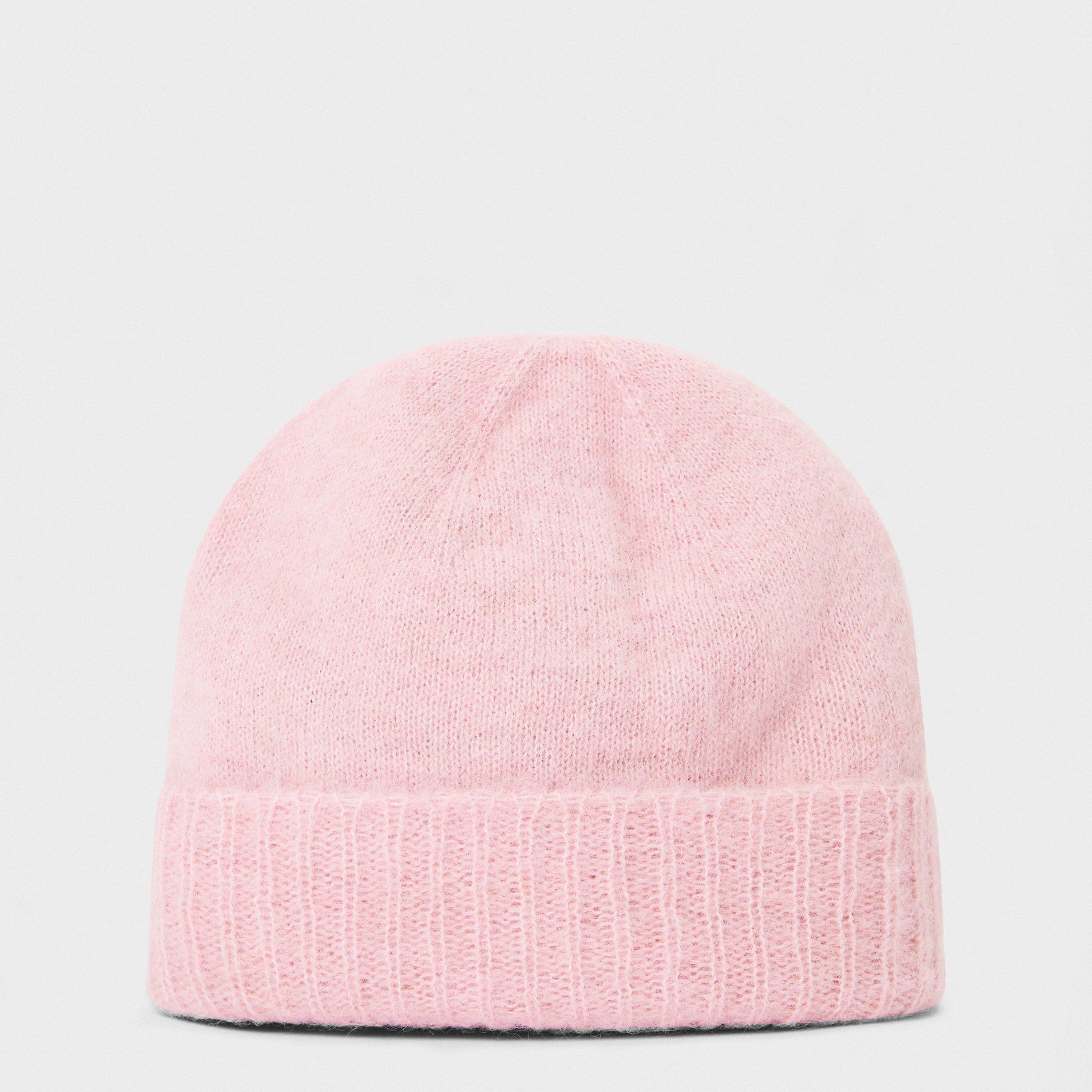 Viv Fluffy Beanie