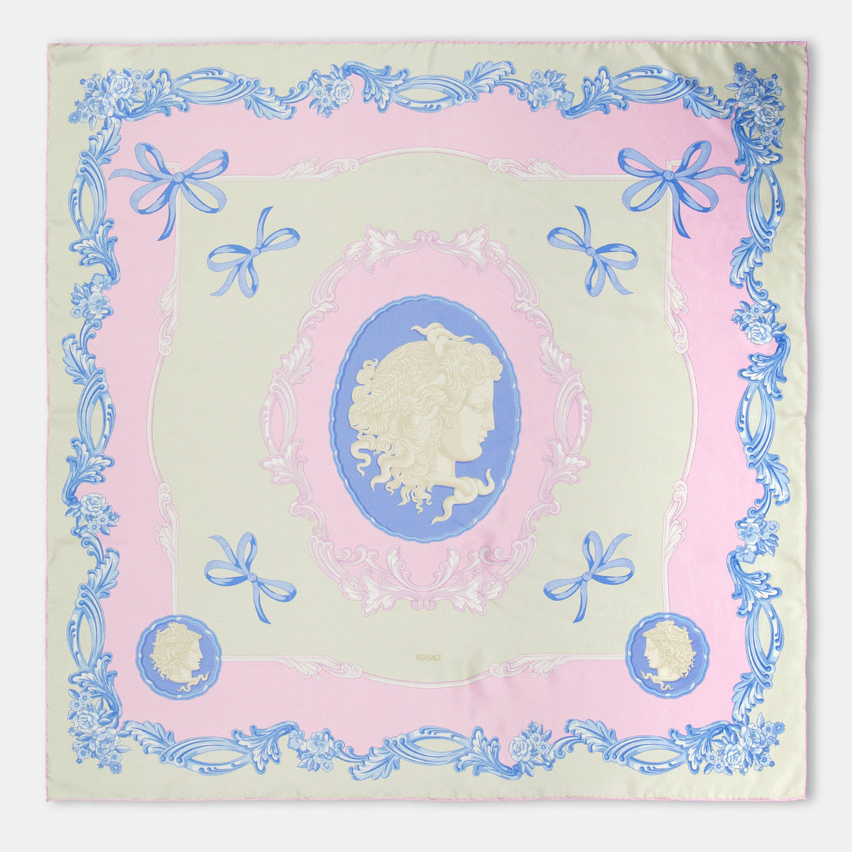 Versace Silk Foulard Ld52