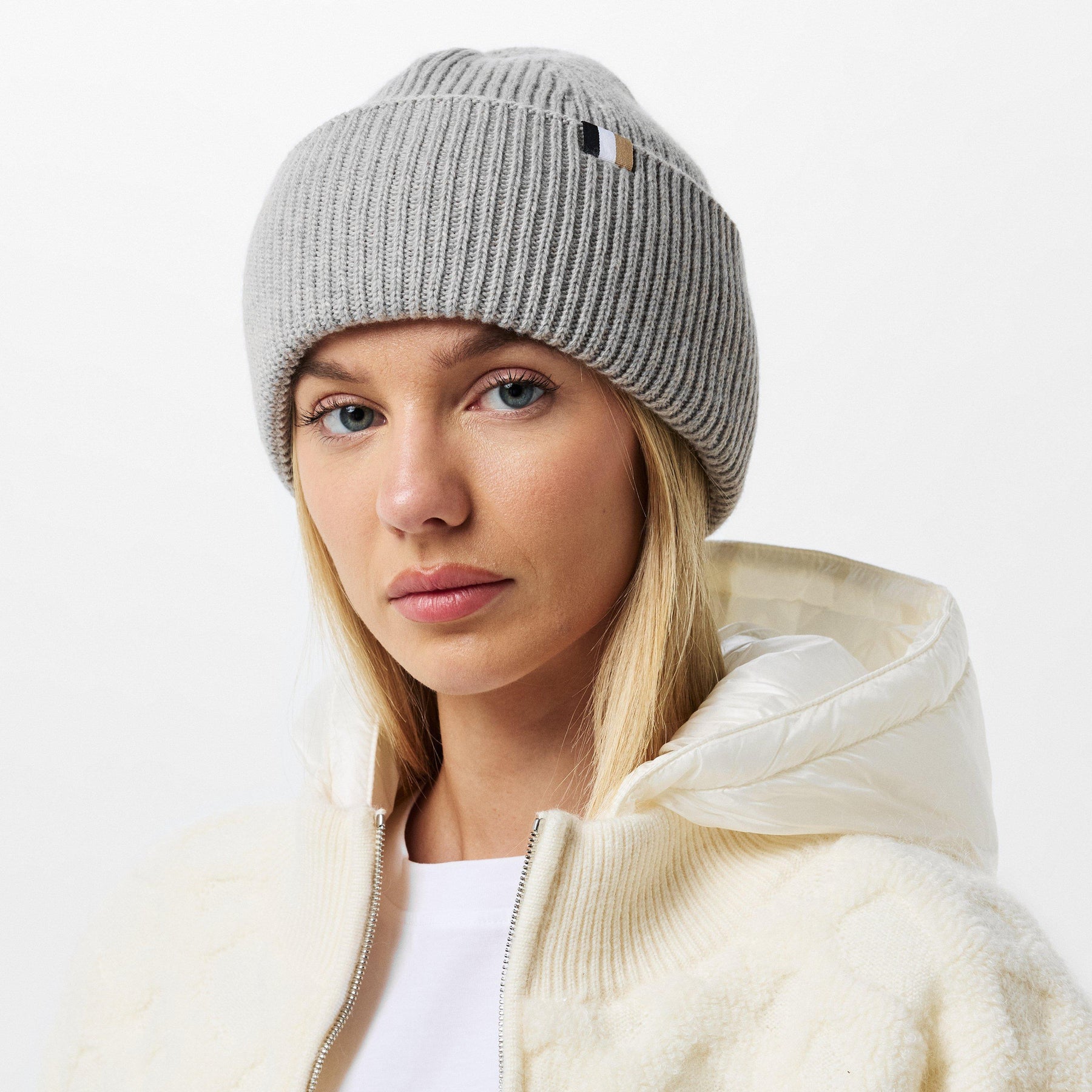 Women's Laura Snug and Cozy Beanie