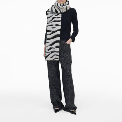 Marc Jacobs - The Scarf