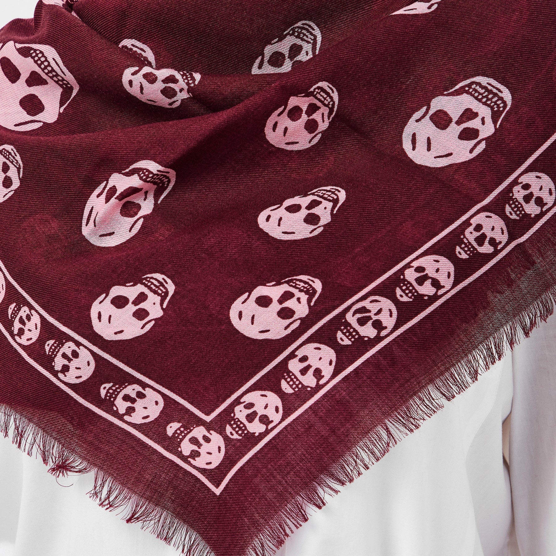 Alex Scarf 104x120 Ld00