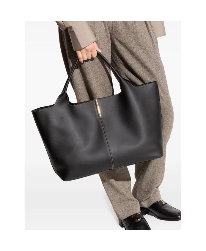 Black Tote Bag with Magnetic Fastening