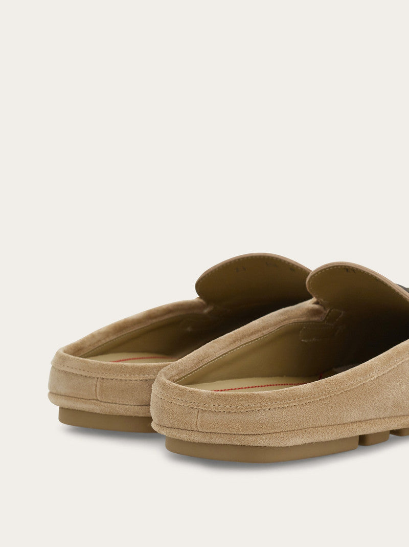 Loafer mule with Gancini ornament