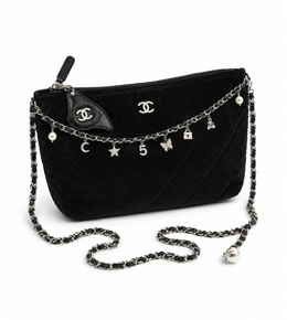 Chanel VIP Gift Beauty Bag New