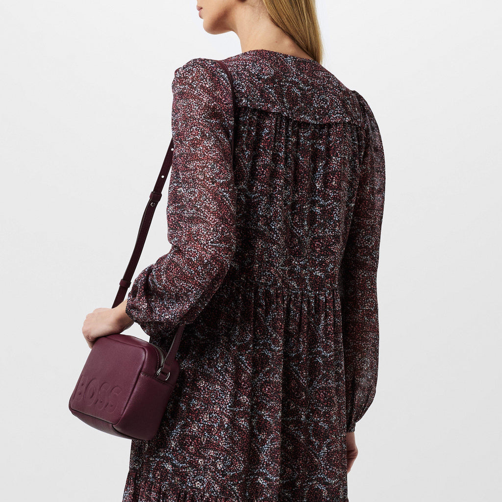 Boss C Dinnata 10261139 01