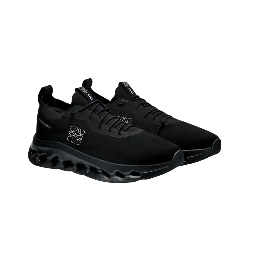 On Running Cloudtilt x Loewe All Black