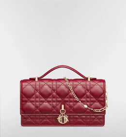 Cherry-red lambskin with Cannage motif
