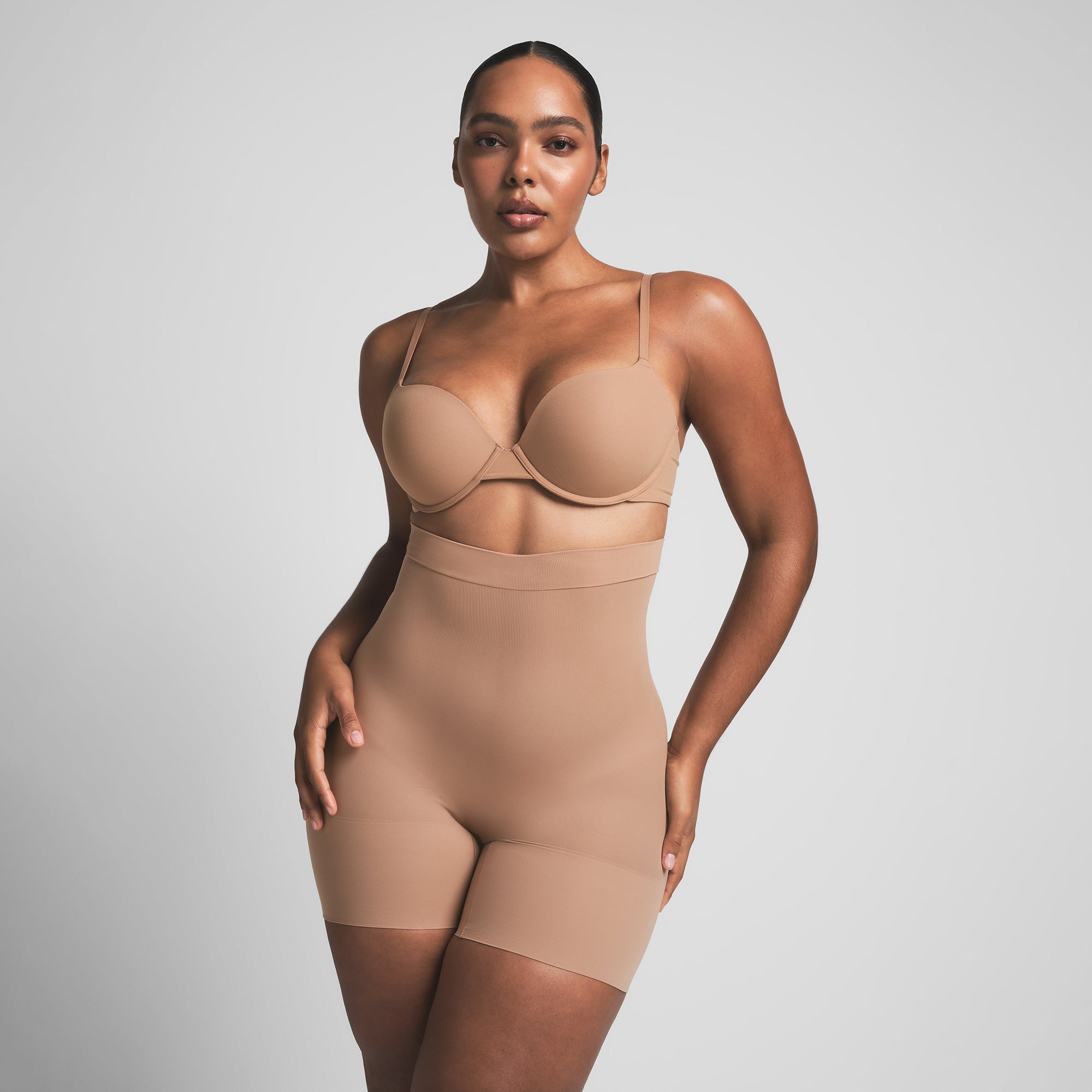 Sheer Seamless High-waisted Mid Thigh Short