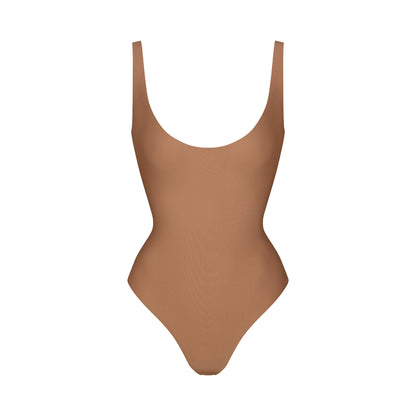 Skims Body Scoop Low Back Thong Bodysuit