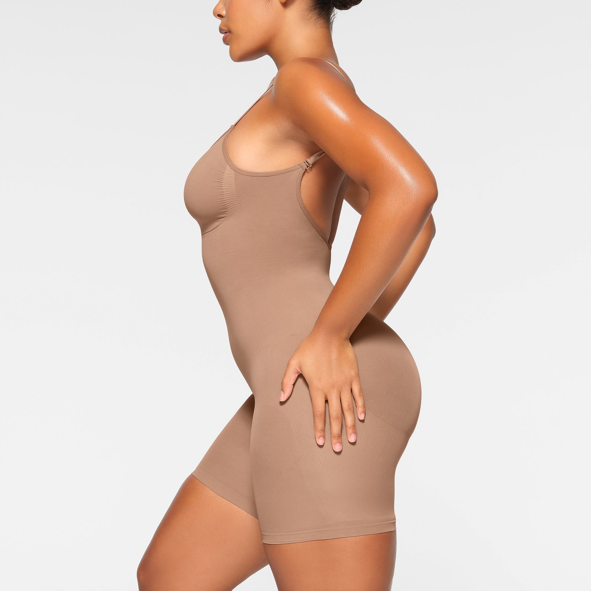 Seamless Sculpt Low Back Mid Thigh Bodysuit