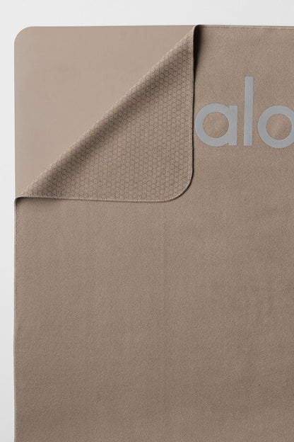 Grounded No-Slip Mat Towel