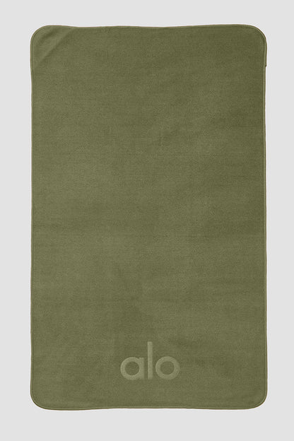 Performance No Sweat Hand Towel