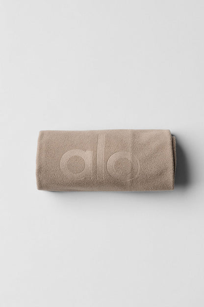 Performance No Sweat Hand Towel
