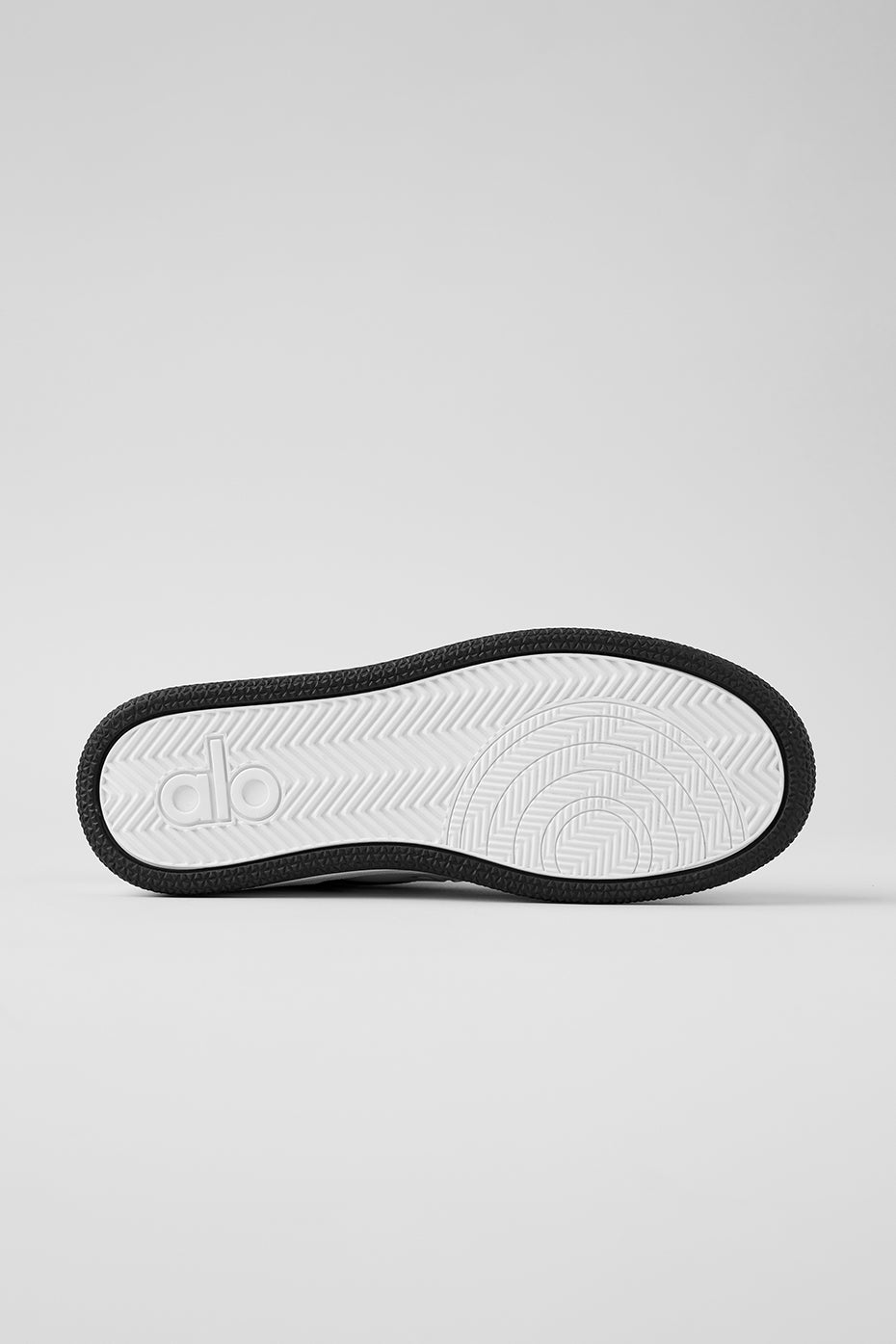 ALO Recovery Mode Sneaker — Part 1