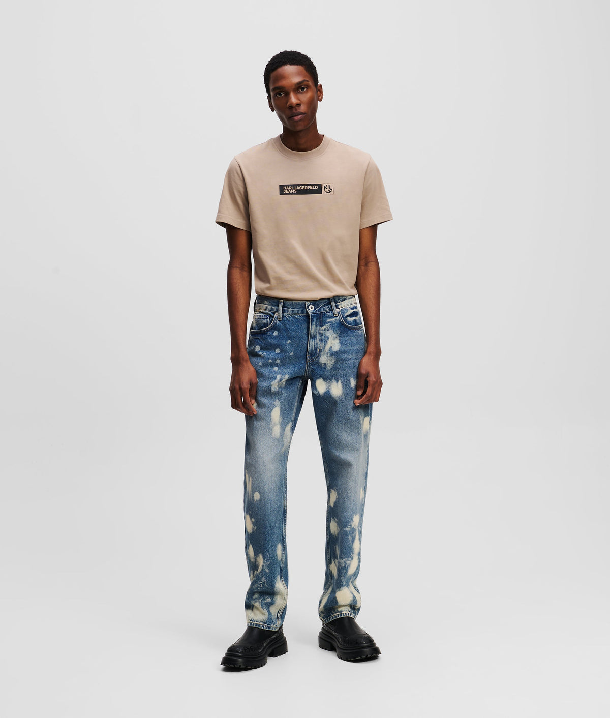 BLEACHED STRAIGHT JEANS