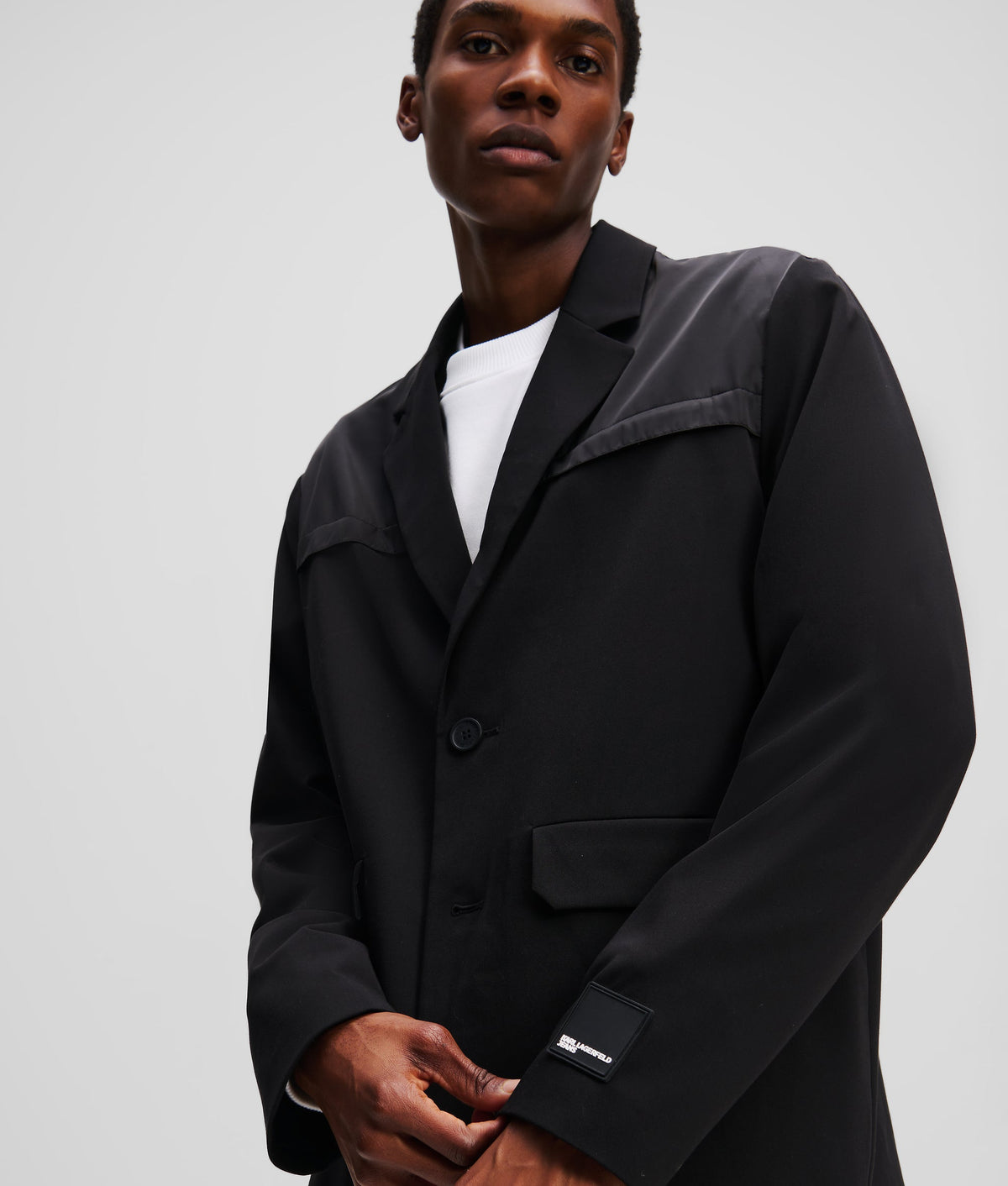 MIXED-MATERIAL BLAZER