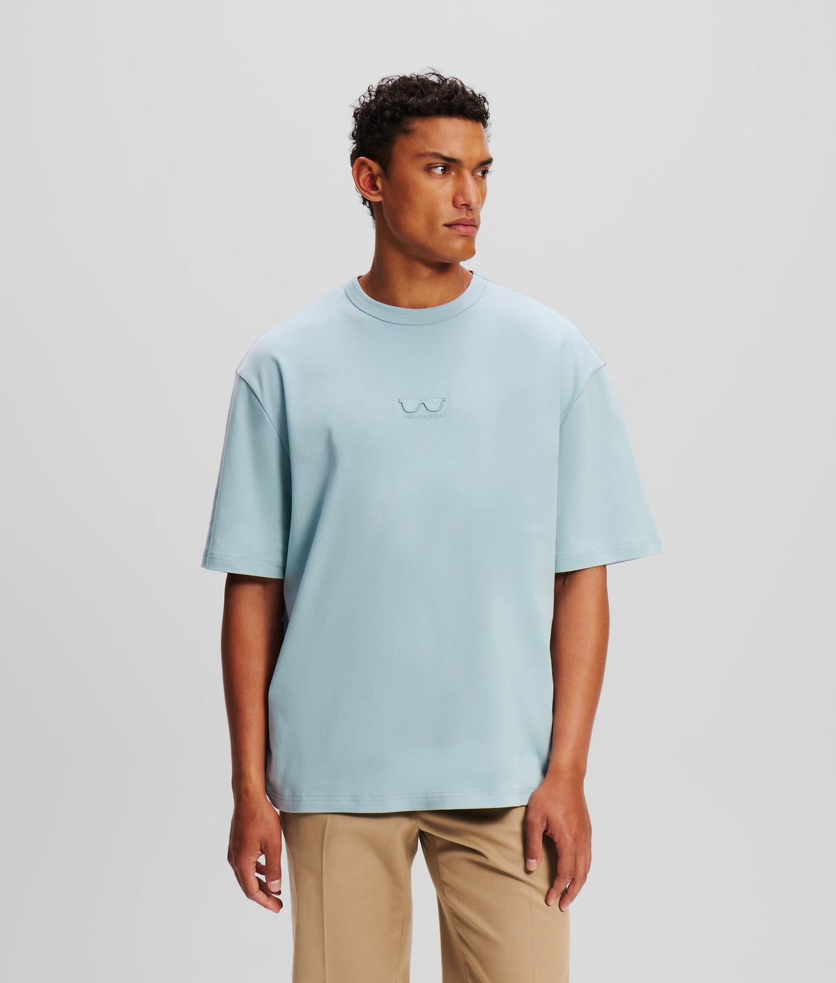 OVERSIZED SUNGLASSES T-SHIRT