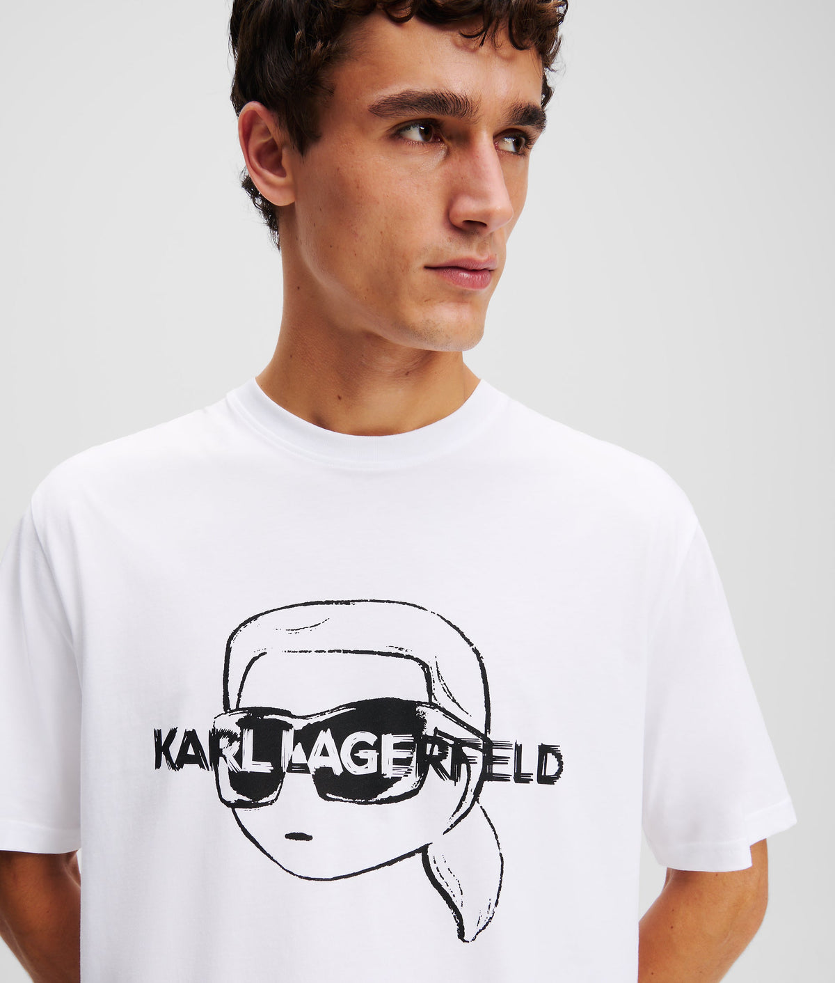 IKON GRAPHIC T-SHIRT