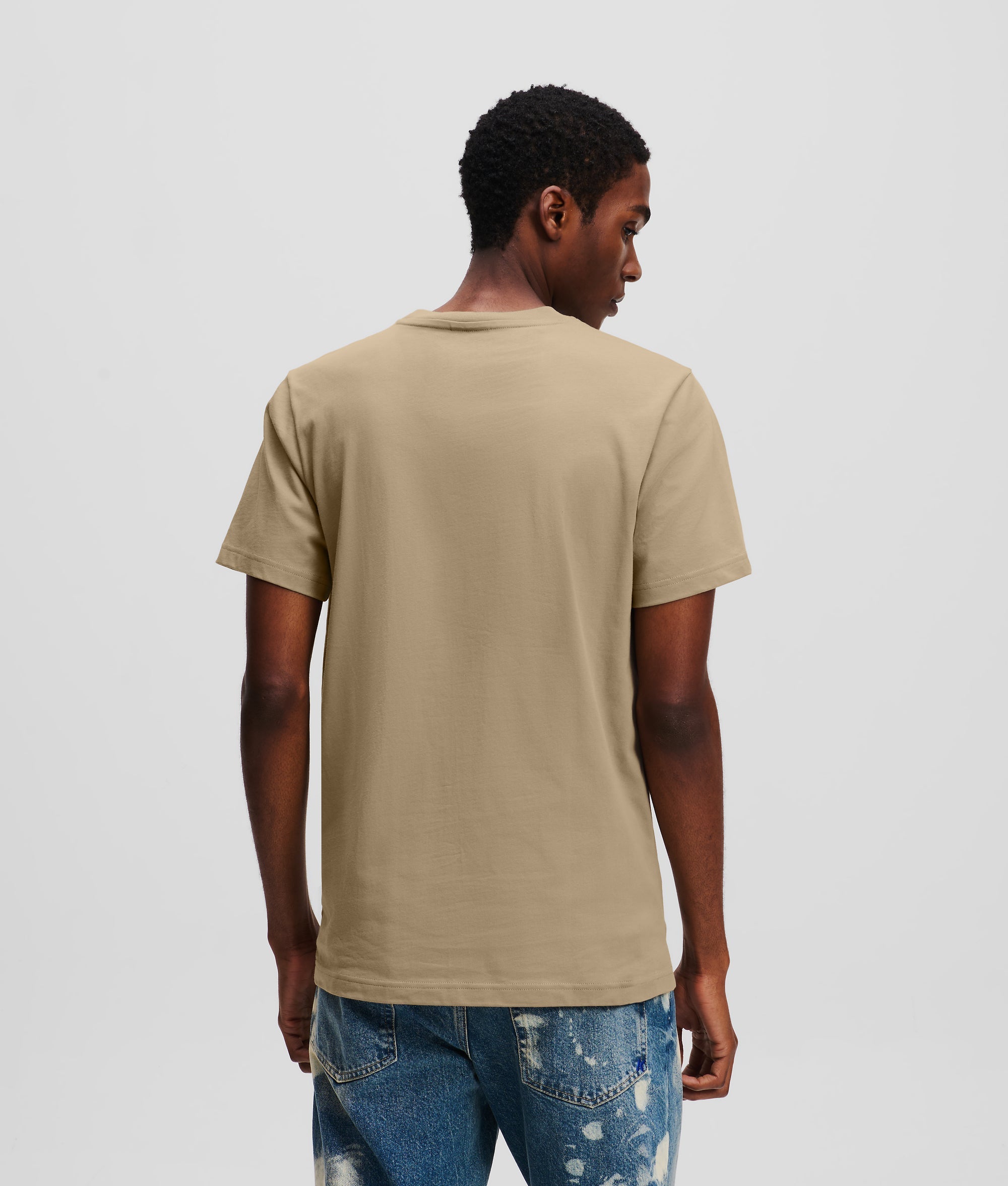 SLIM-FIT T-SHIRT