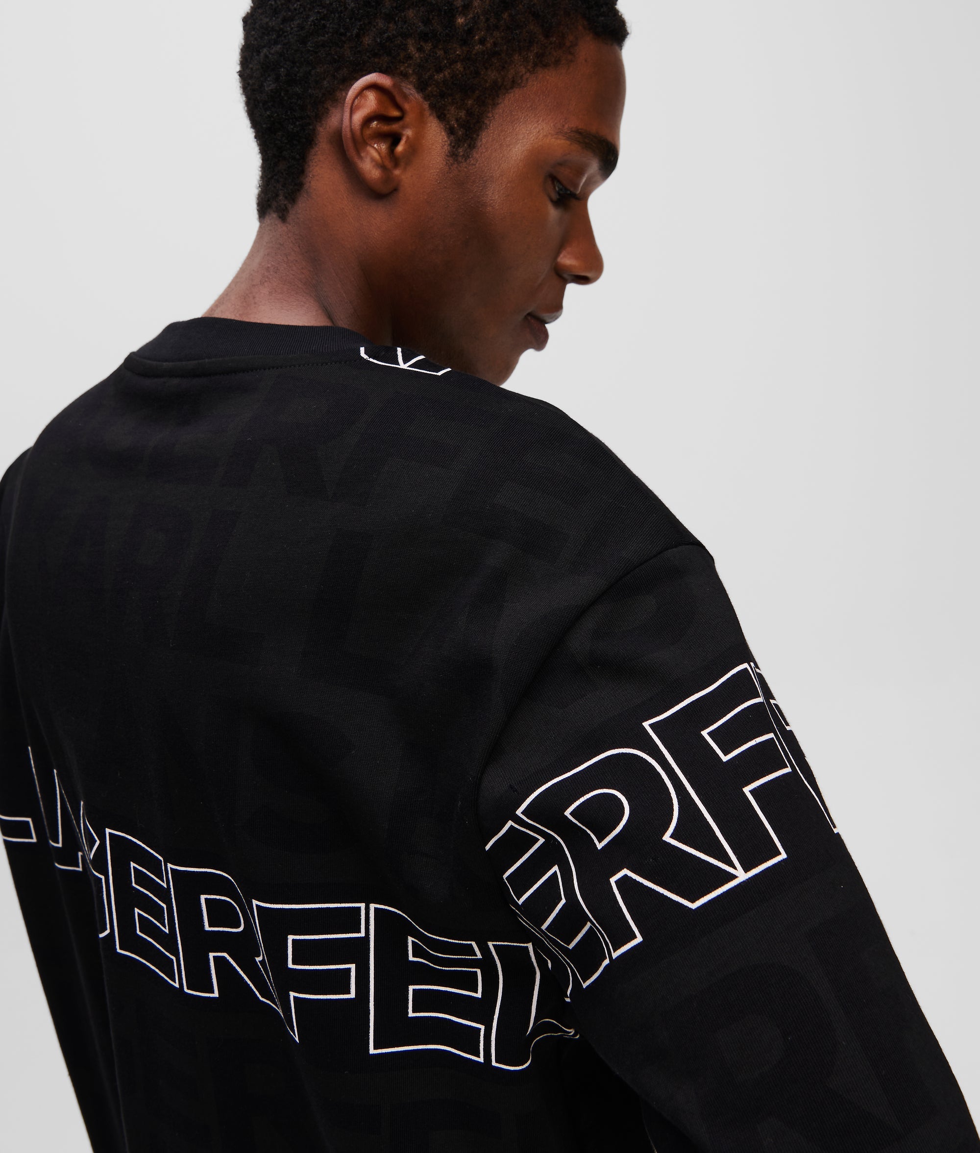 ALL-OVER LOGO T-SHIRT